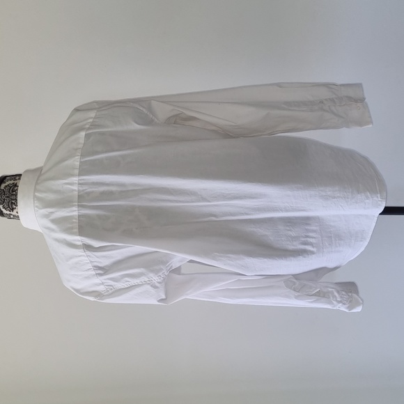 Mens white button-up long sleeve, collar, small amount of stretch, size XL - Picture 4 of 6